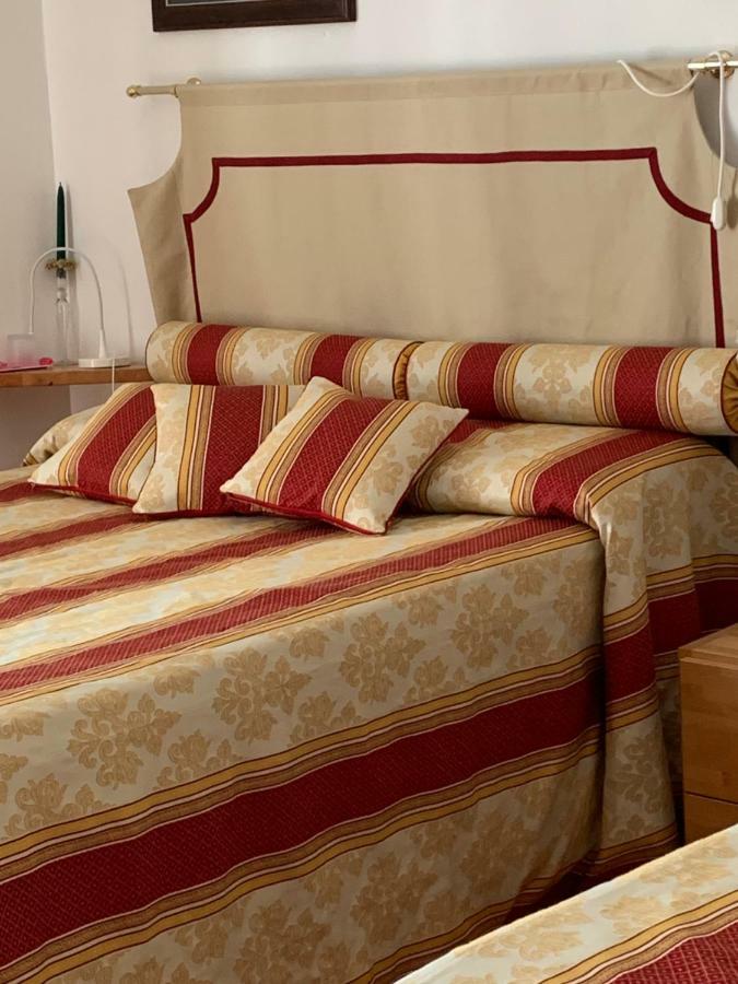 B&B Sei Cipressi Impruneta Bagian luar foto
